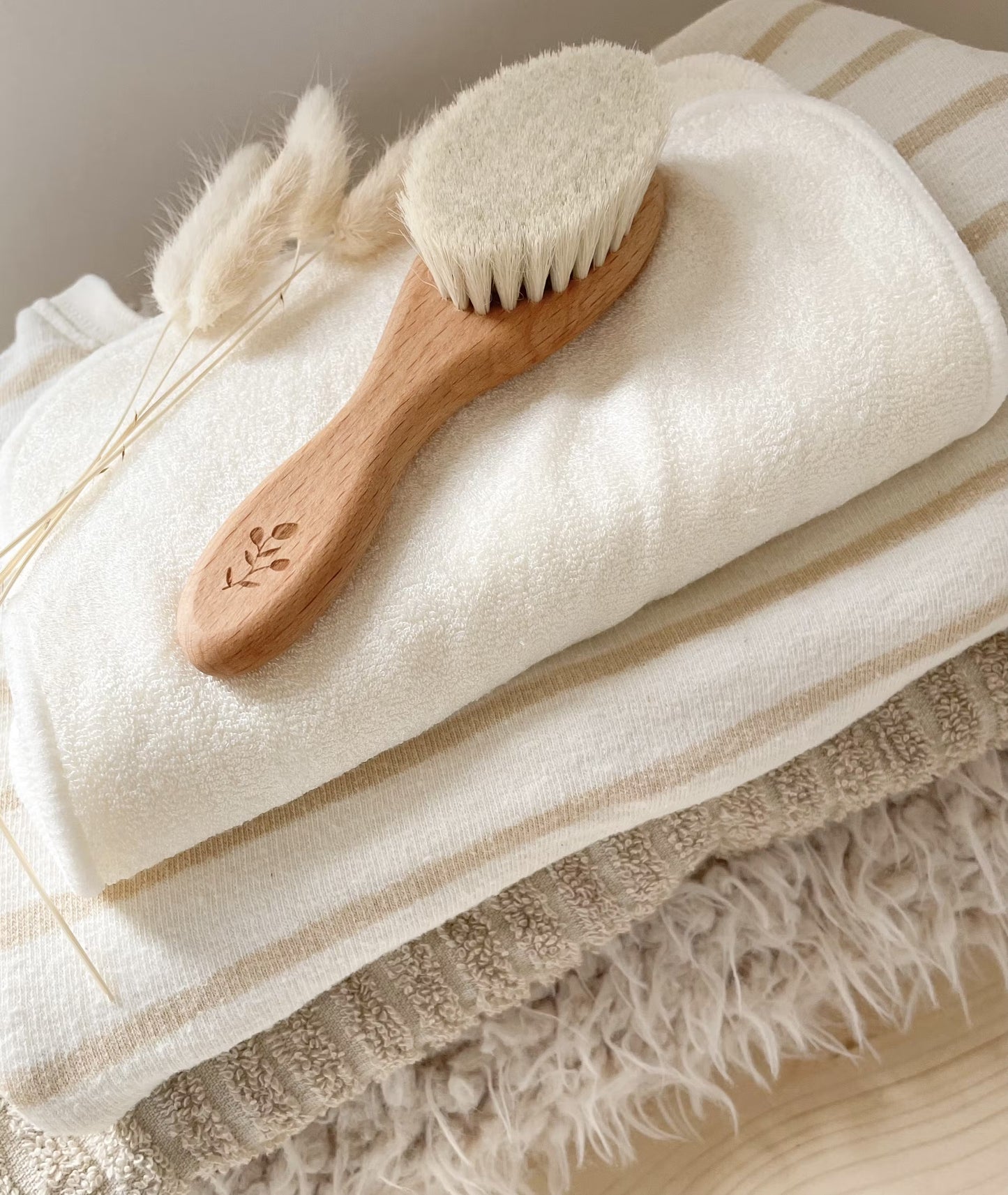 Brosse cheveu bébé en bois